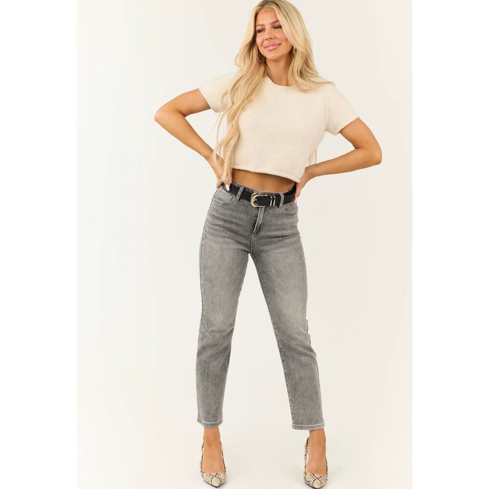 Social threads x Risen Straight Leg Distressed Hem Jeans, Gray, Size 7/28 NWT